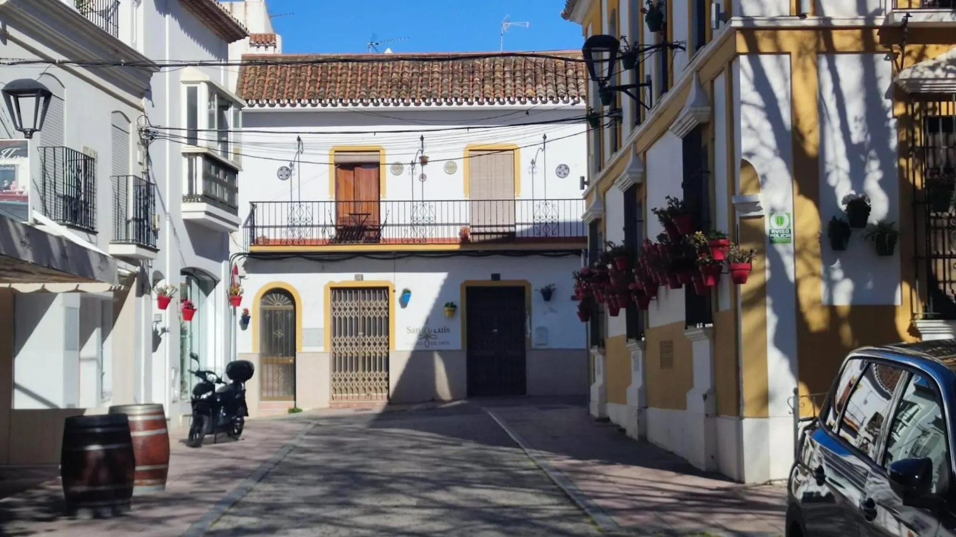 Alma De Estepona Junto Al Mar Spain